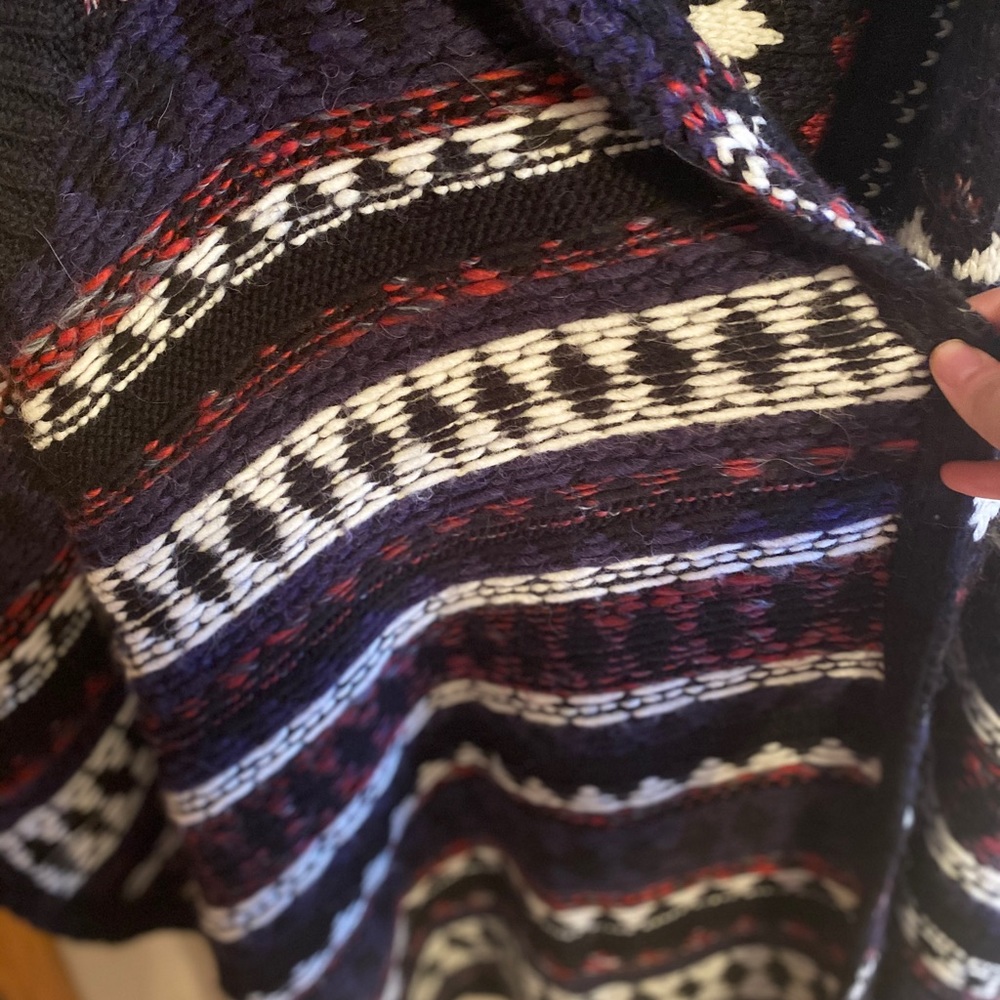 Sweater - Picture 2 of 4